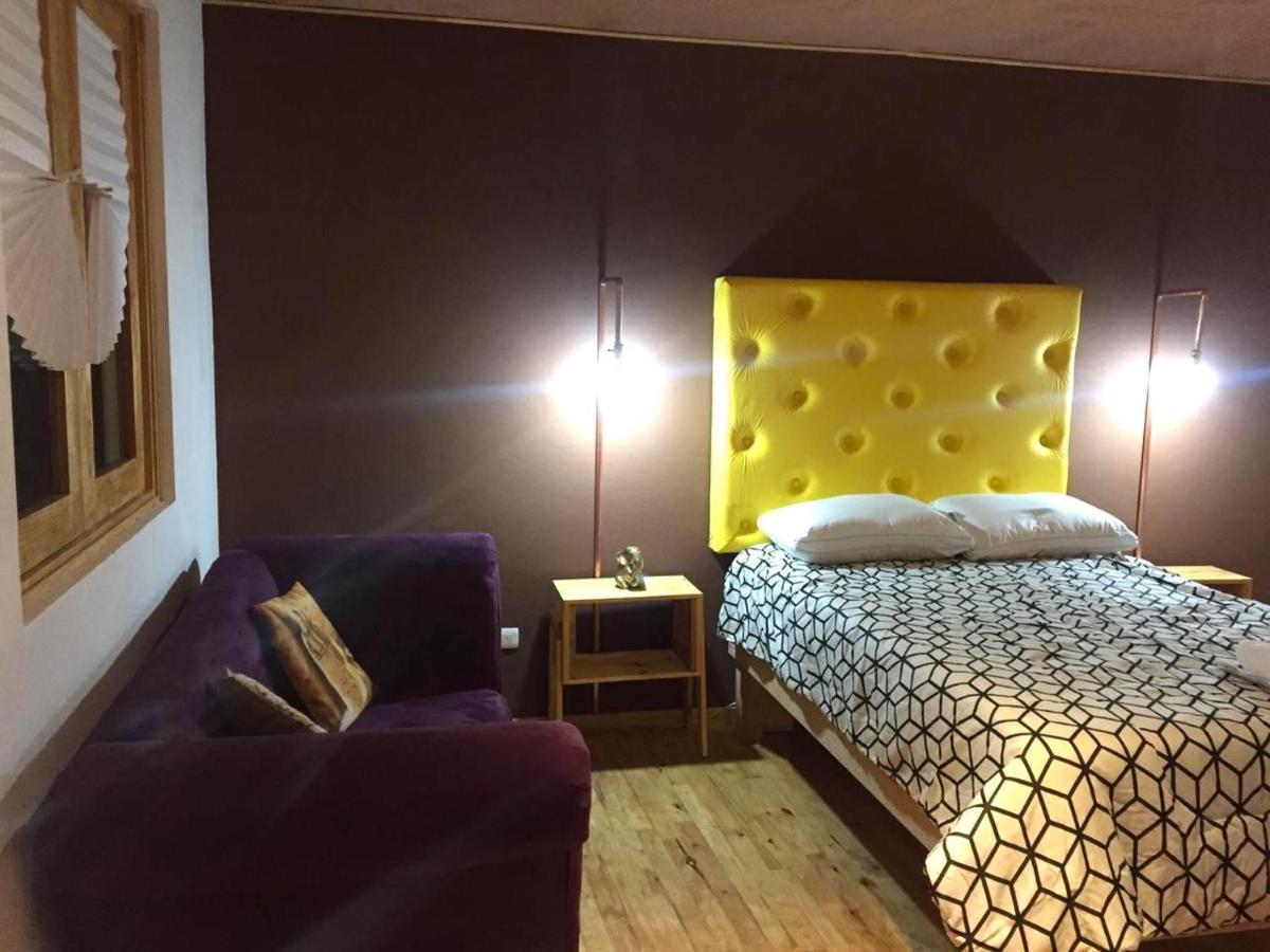 צ'ולולה Pascual Inn Suites מראה חיצוני תמונה