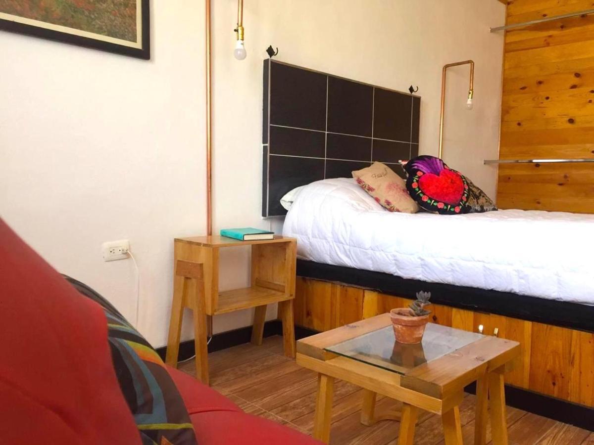 צ'ולולה Pascual Inn Suites מראה חיצוני תמונה